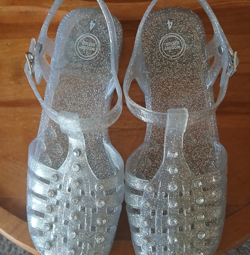 Modern Amusement Clear Glitter Kids  Sandals